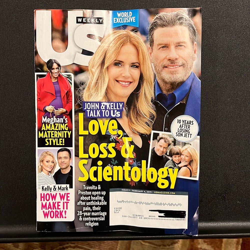 Us Weekly magazine John Travolta Kelly Preston Scientology Sister Wives Meghan